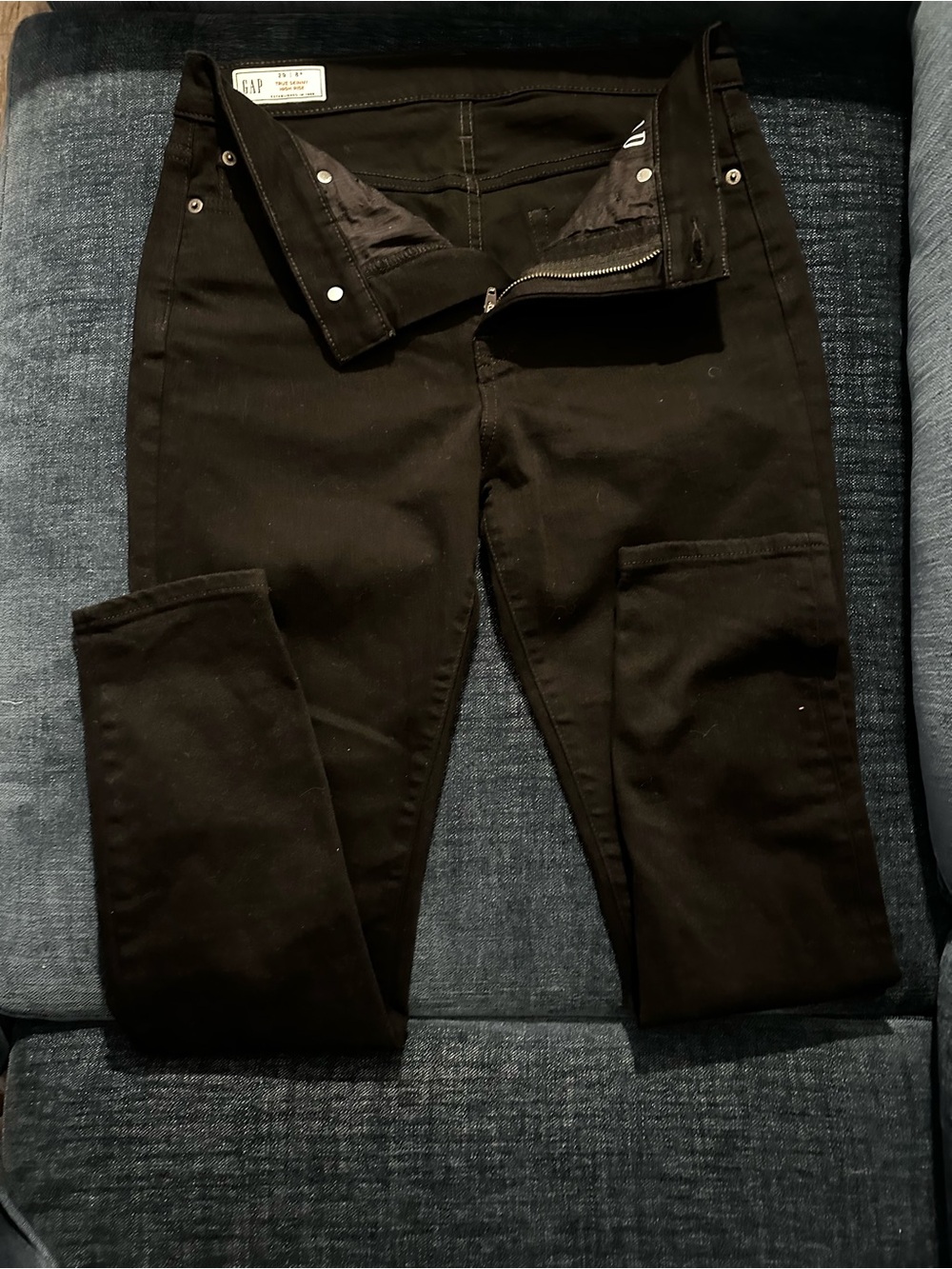 GAP women Black Slim Jeans with Stretch